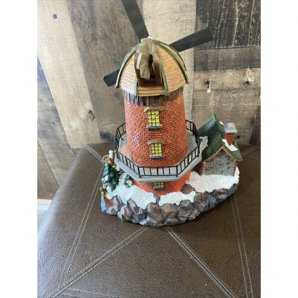 VTG 2004 Holiday House Fiber Optic Windmill Lighthouse Christmas Village Works